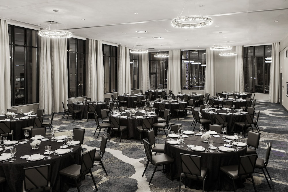 Hilton Garden Inn Minneapolis University Area 43/54