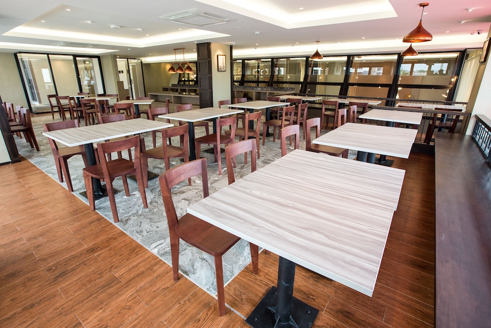 Villa Baron Hotel 34/50