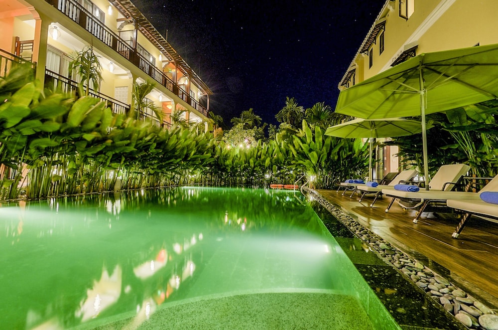 Hoi An Field Villa and Spa 68/74