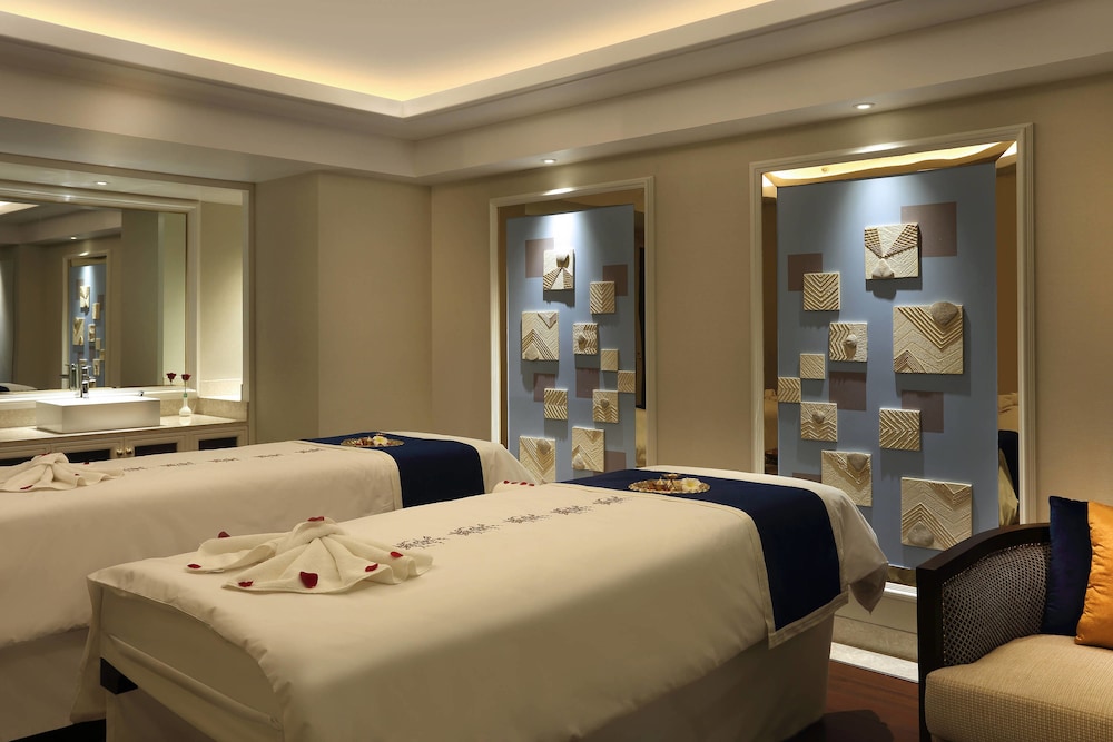 Sheraton Grand Pune Bund Garden Hotel 41/60