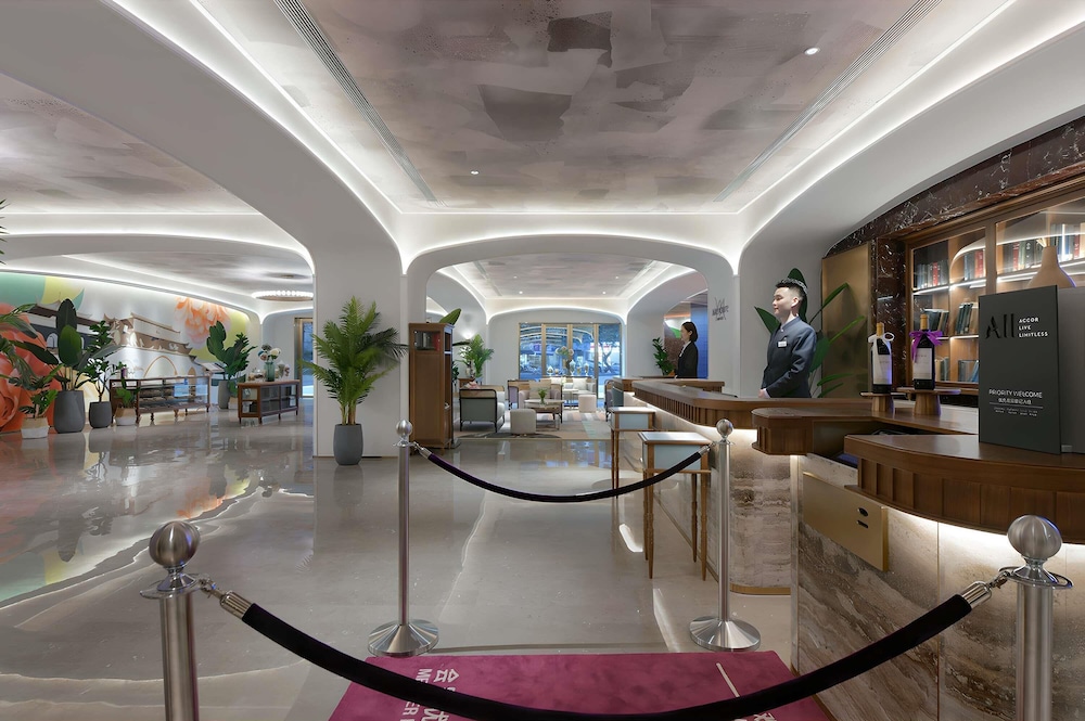 Mercure Chengdu Jinniu Wanda Plaza 16/60