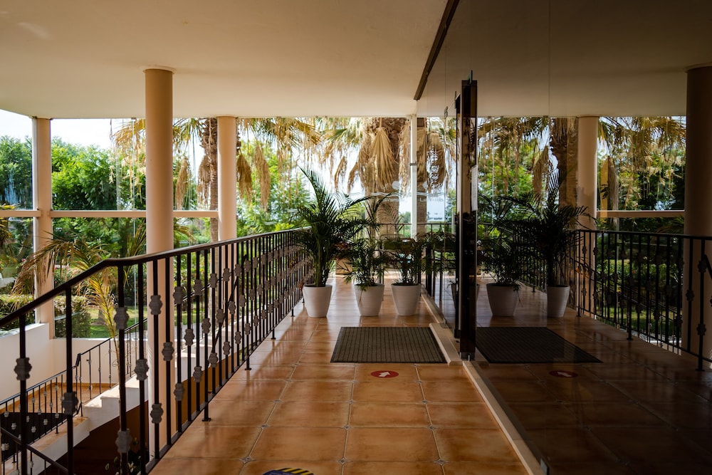 Luzmar Villas 12/30