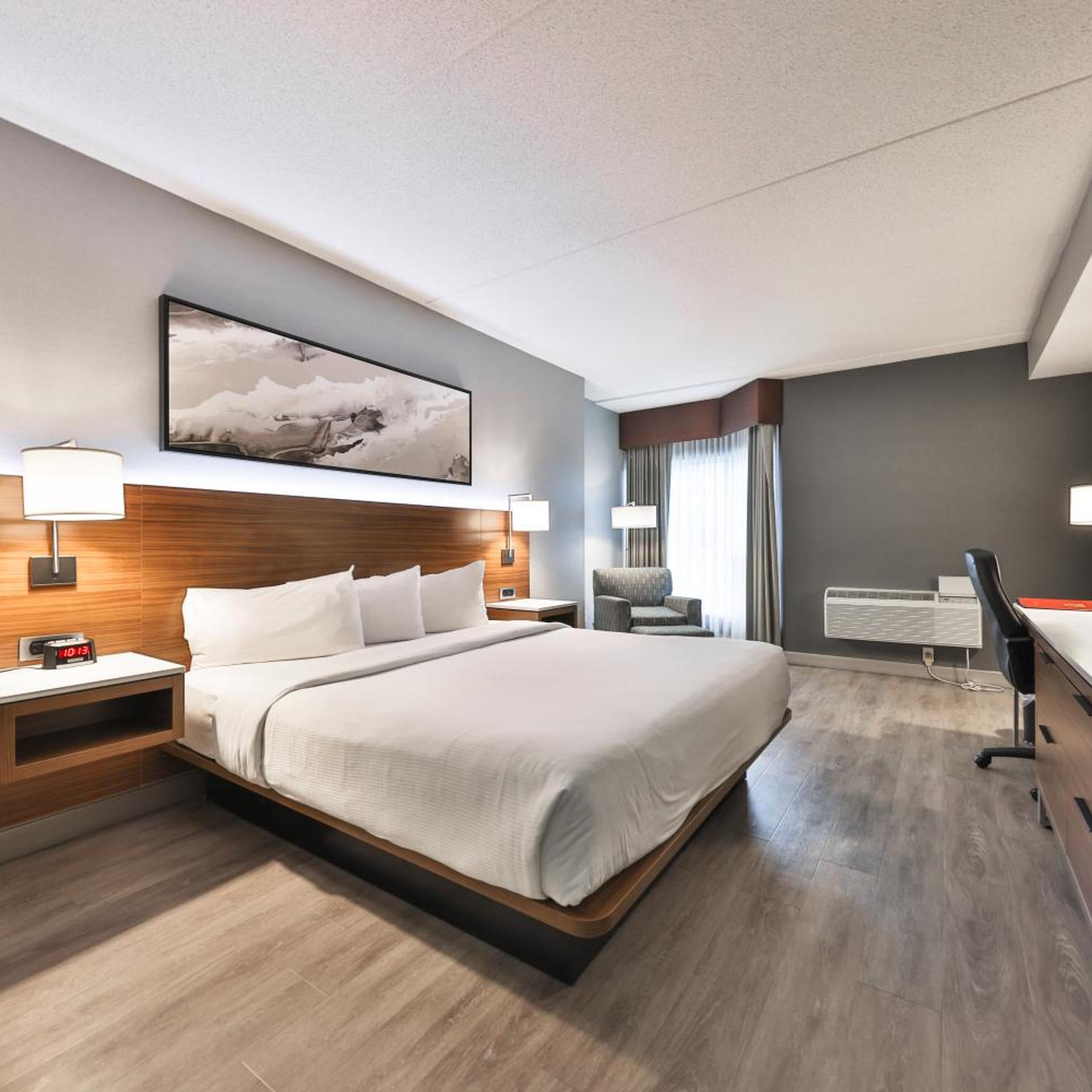 Admiral Inn Mississauga 15/50