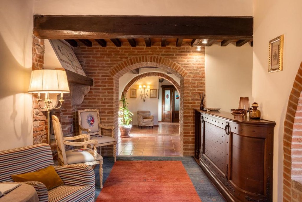 Castello Di Leonina Relais 5/46
