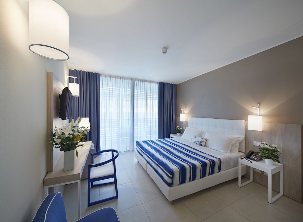 Hotel Capo Nord 19/72