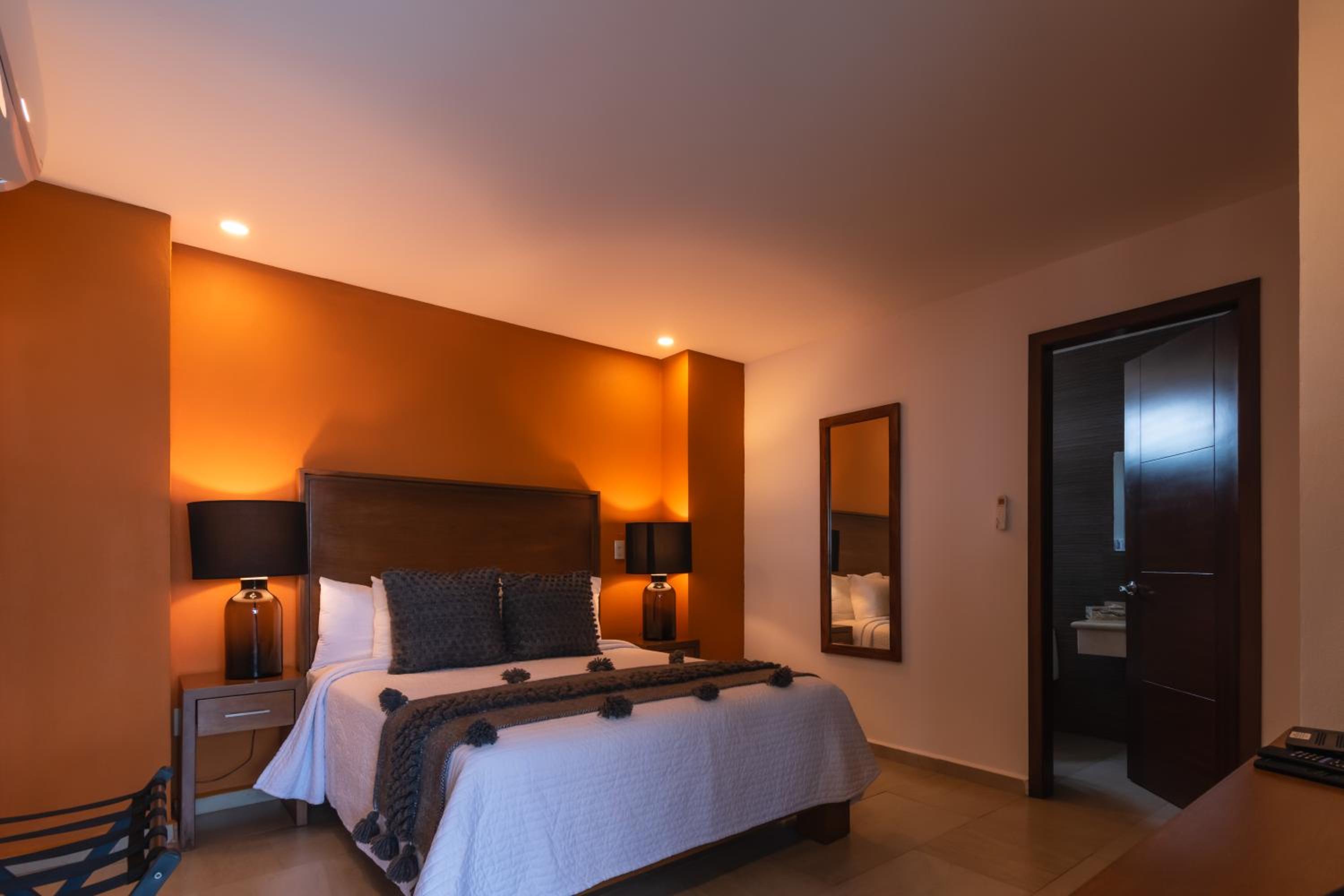 Exclusive, Penthouse, Plunge Pool, Terrace