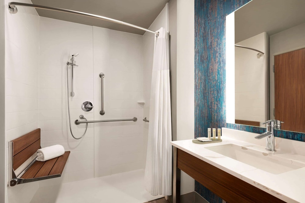 La Quinta Inn & Suites By Wyndham Marysville 16/57