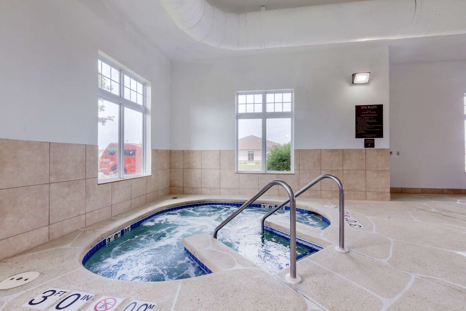 Comfort Inn Plover 11/25