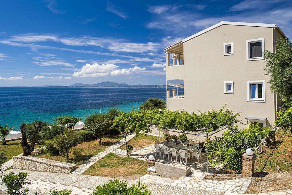 Krouzeri Beach Apartments 45/46