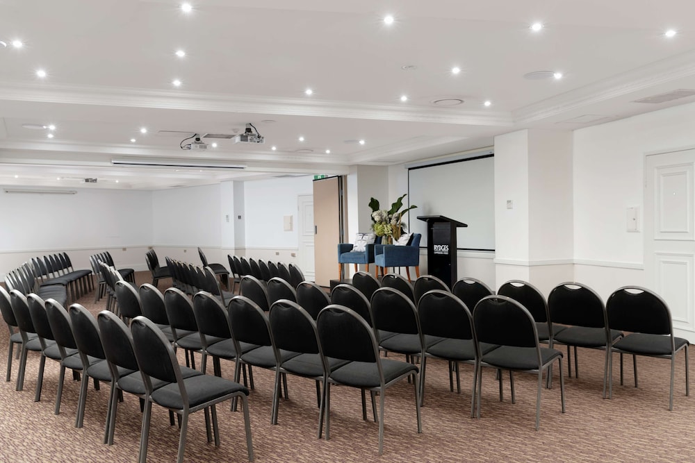 RYDGES CAMPERDOWN 41/49