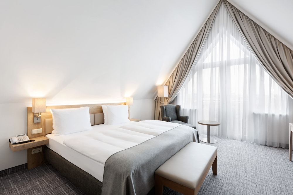 Premium, Twin Beds, Central Building
