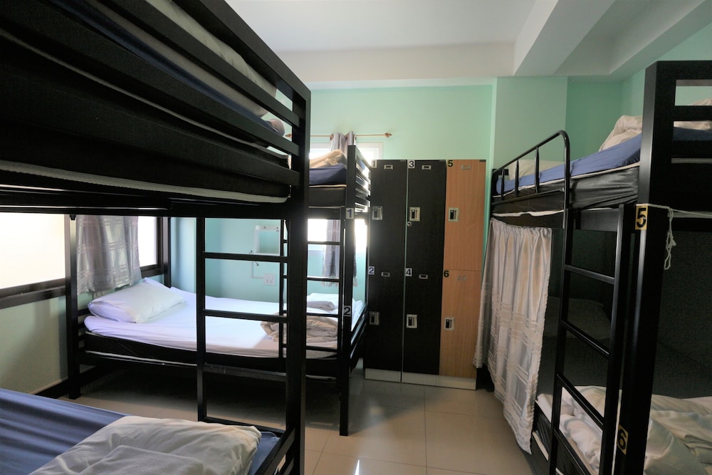 Room at Mahannop Hostel, BANGKOK