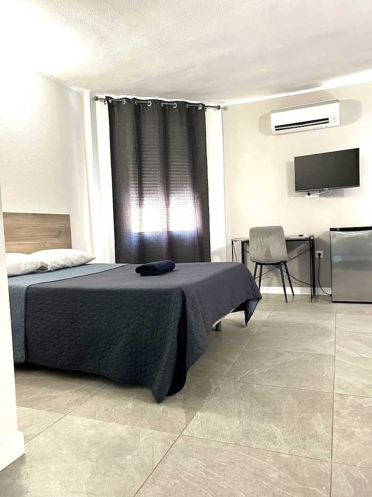 Hotel Velis 37/50
