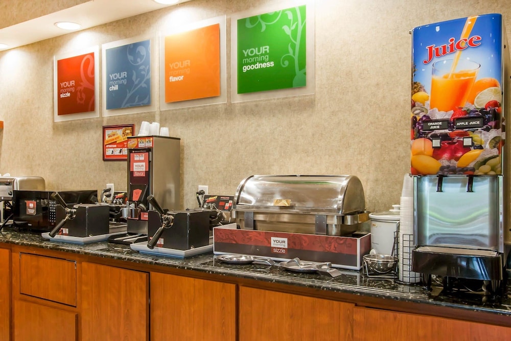 Quality Inn and Suites Germantown North 32/37