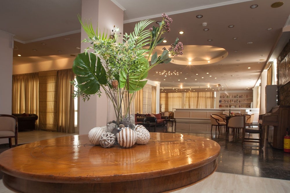 Golden Alexandros Hotel 12/22