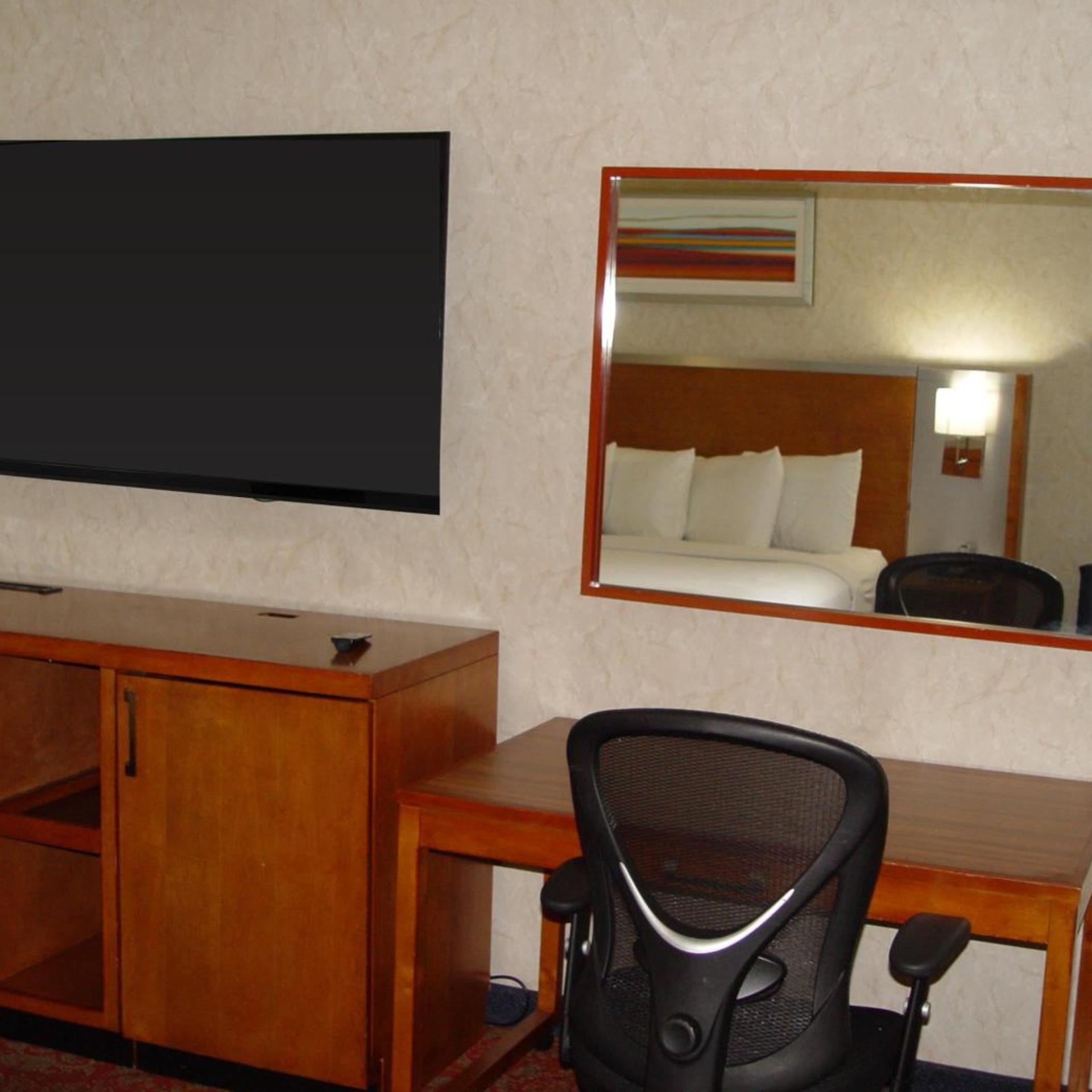 SureStay by Best Western Bakersfield Central 46/60