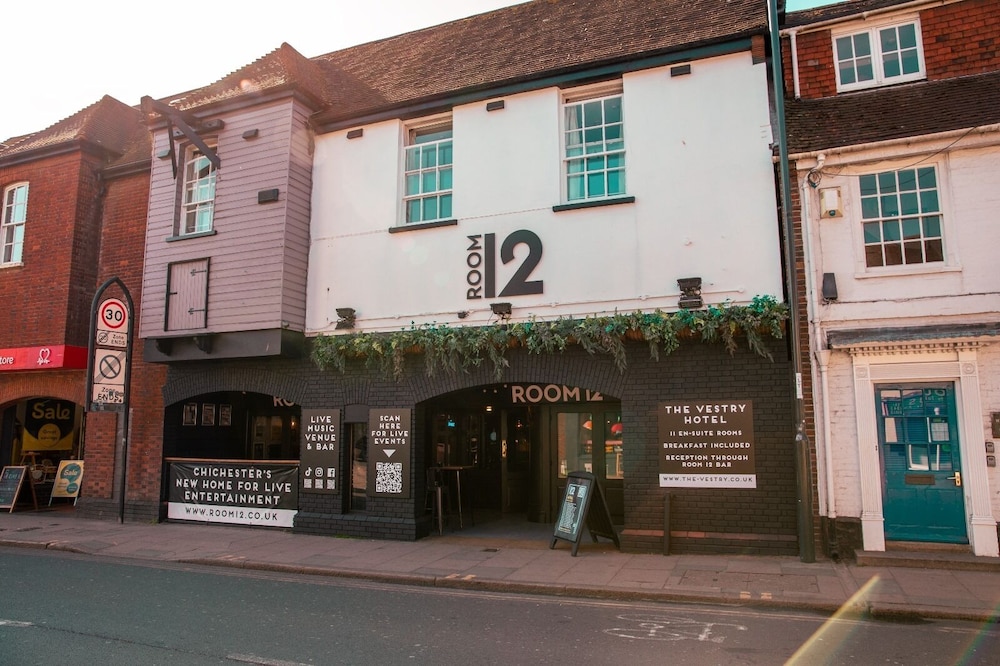 The Vestry 2/50