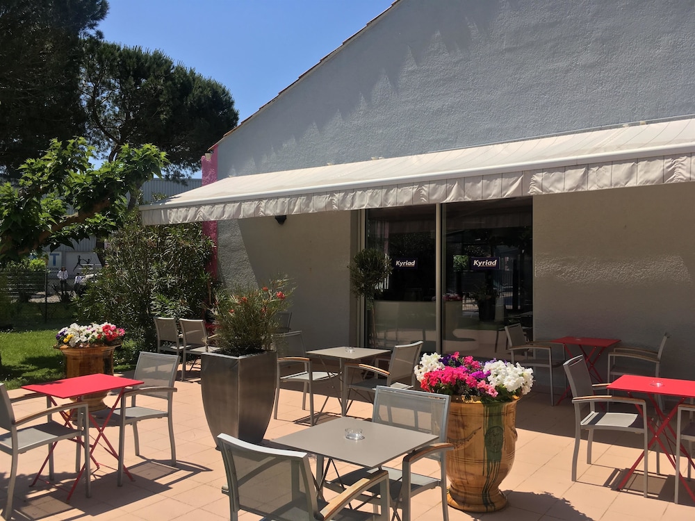 KYRIAD MONTPELLIER - AEROPORT 57/66