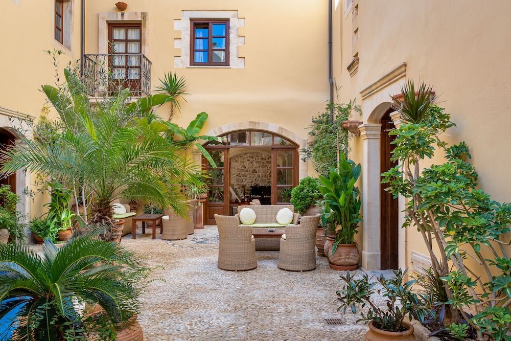 Palazzino Di Corina 39/50
