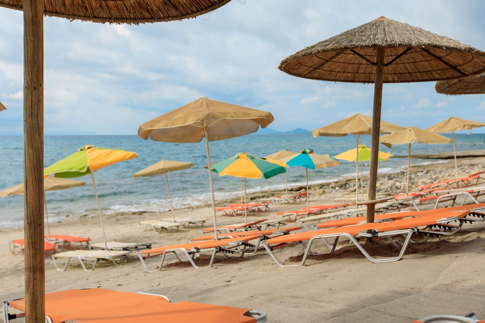 Sovereign Beach Hotel 45/50