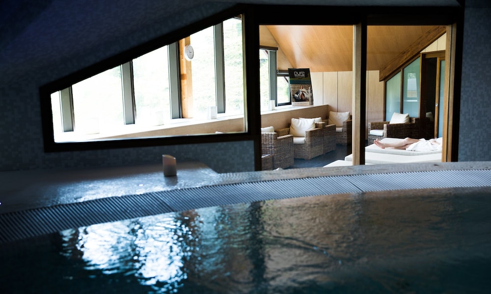 Hotel La Tarentaise 20/50
