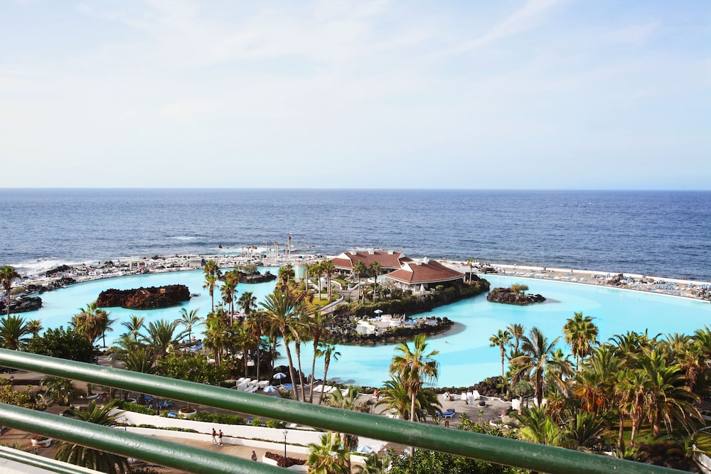 H10 Tenerife Playa 64/70