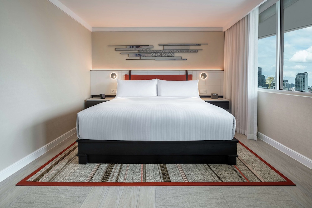 Doubletree By Hilton Bangkok Ploenchit As Formerly Majestic Grande Sukhumvit 14/51
