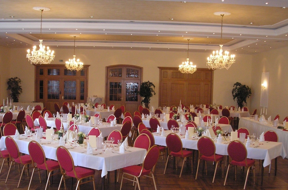 Waldhotel Nachtigall 19/38