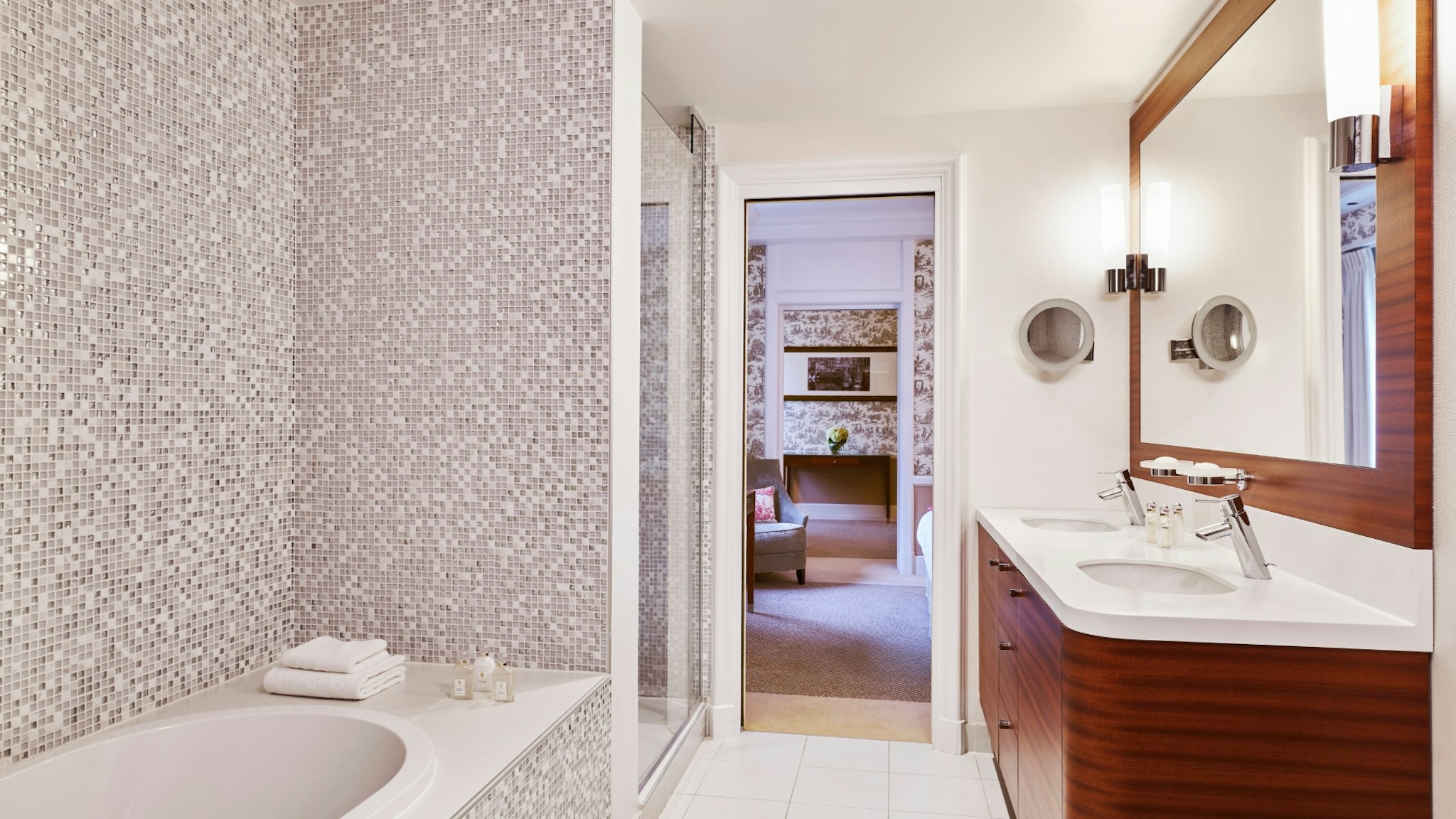 Normandy Barriere Hotel 45/49