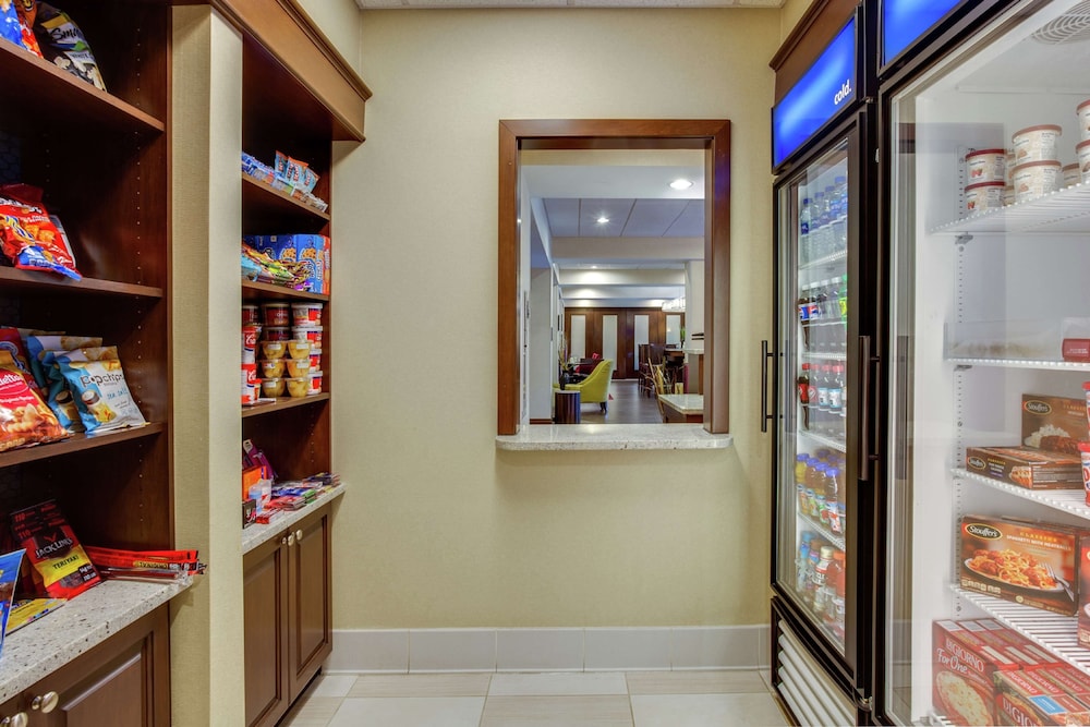 Hampton Inn Ozark 22/43