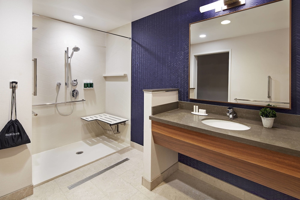 Fairfield By Marriott Inn & Suites Indio Coachella Valley 13/47