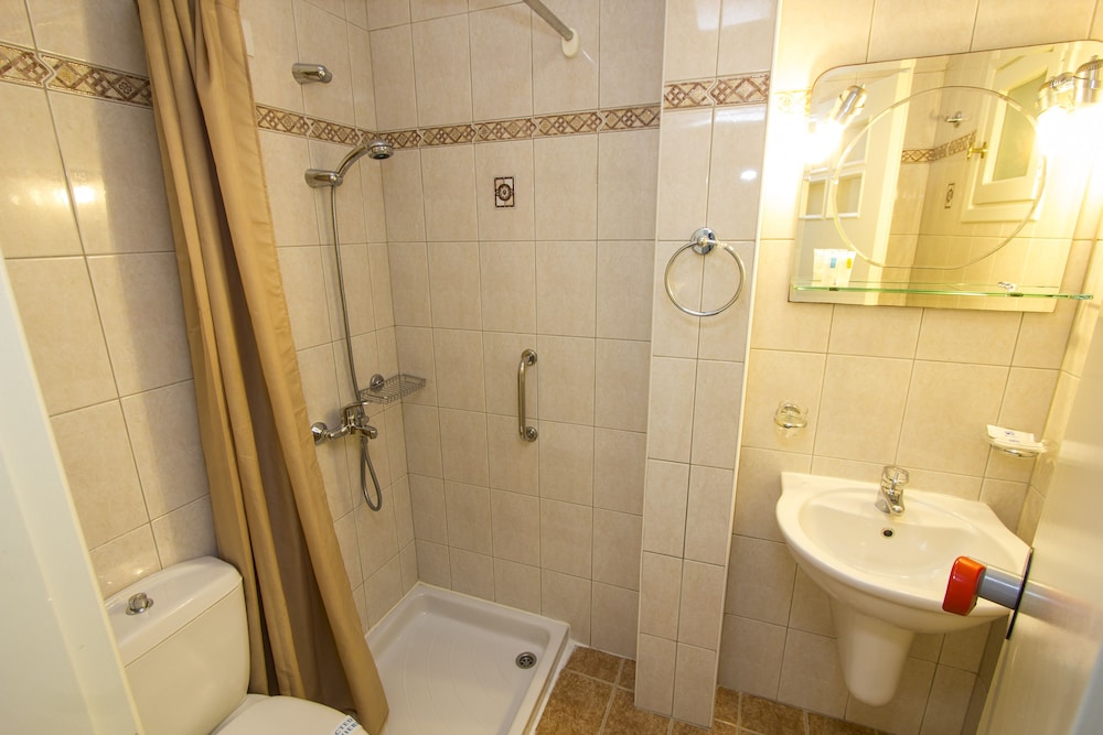 ALK Hotel 47/50