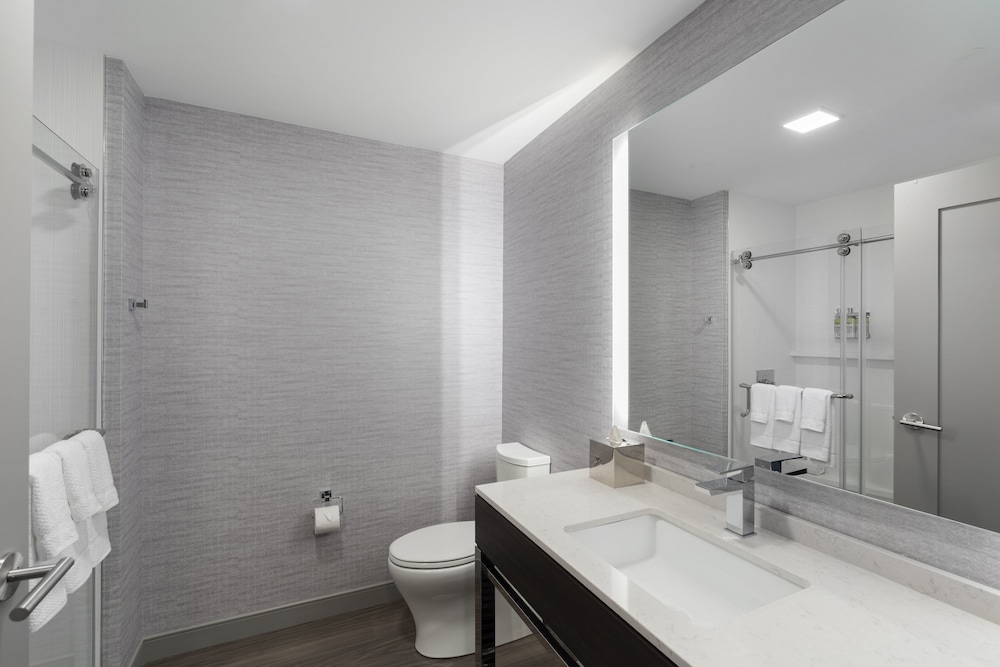 Staybridge Suites Boston Logan Airport - Revere 14/63