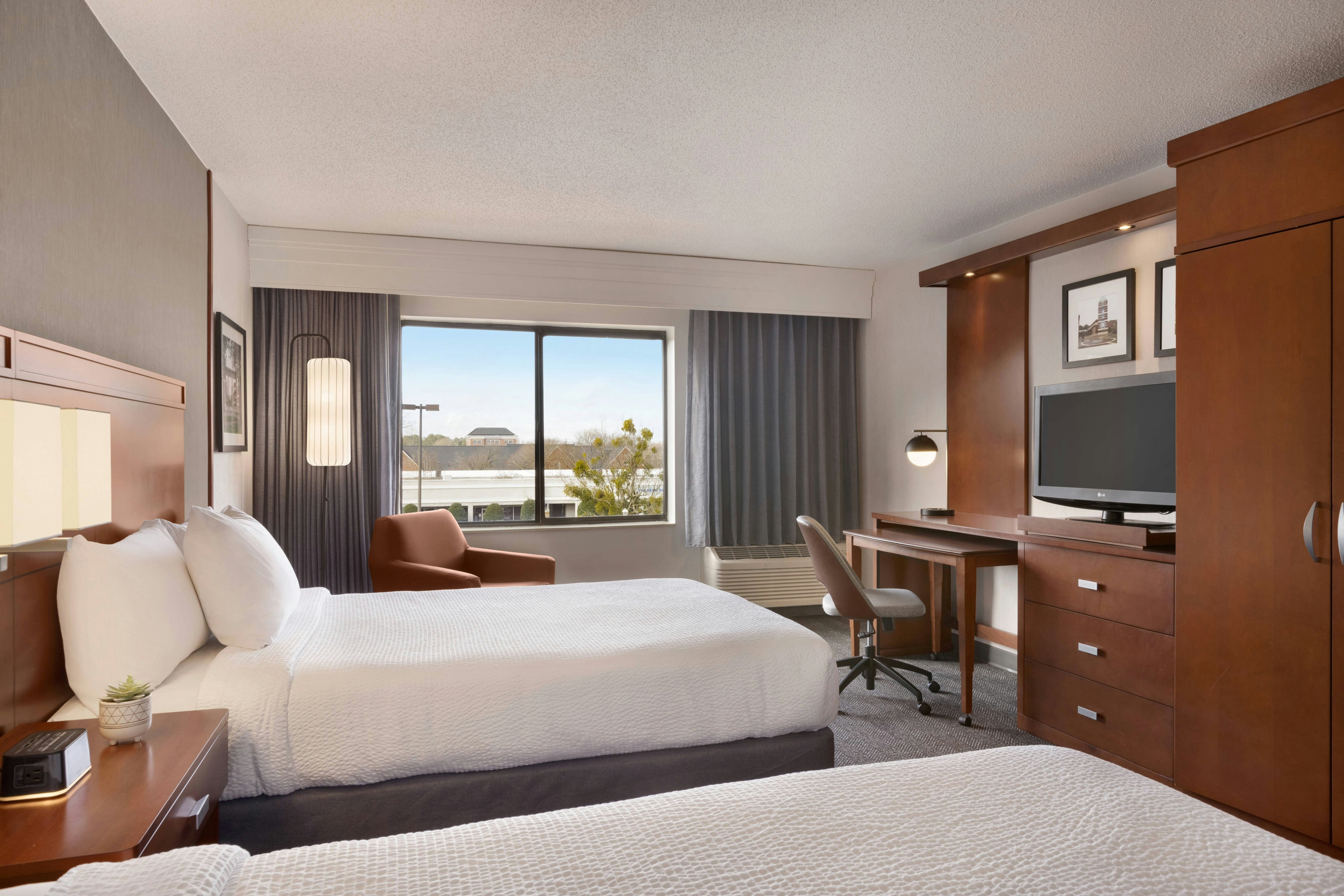Courtyard Marriott Greenville 3/14