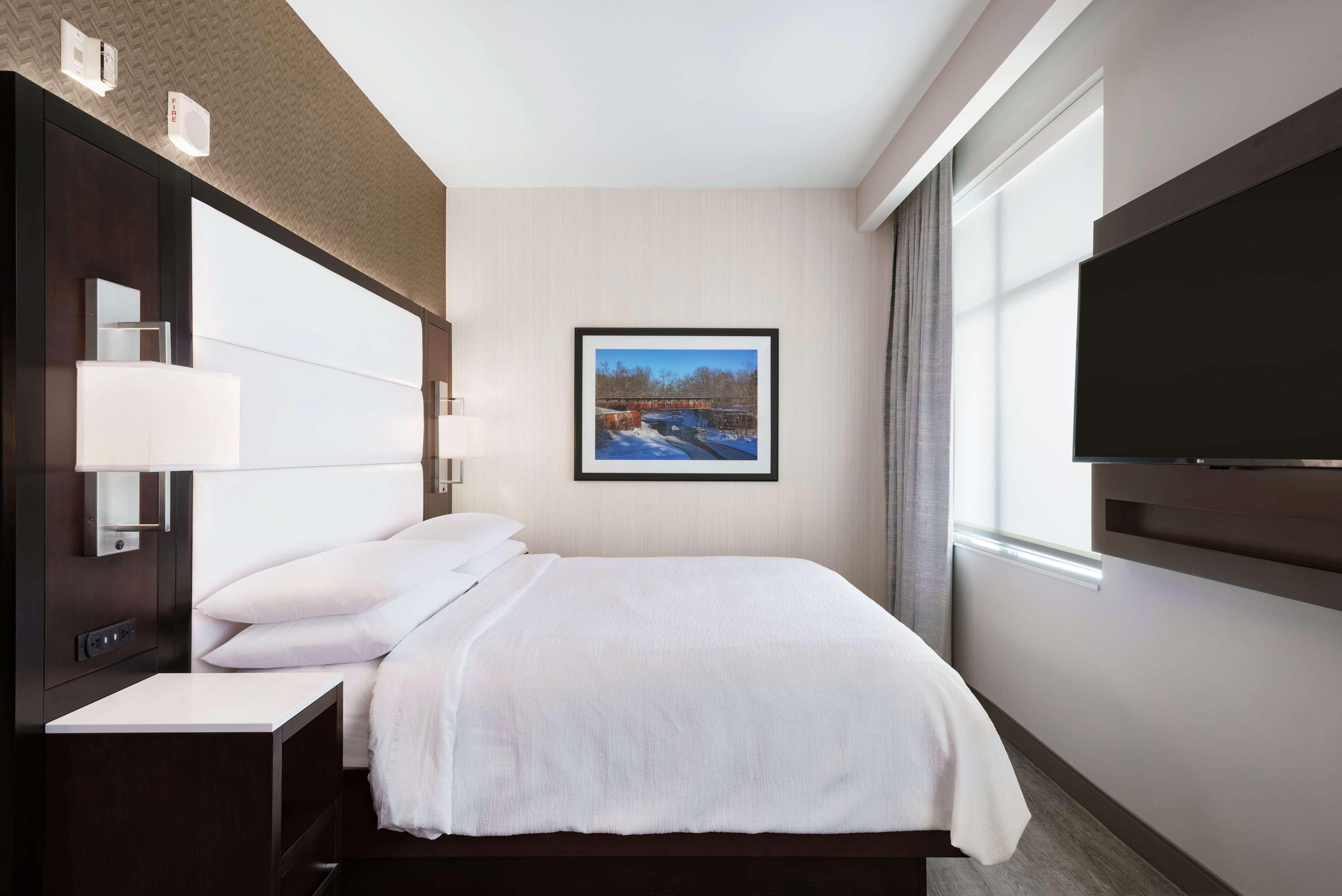 جناح بسرير كينج، Embassy Suites By Hilton Noblesville Indianapolis Conference Center 2/3
