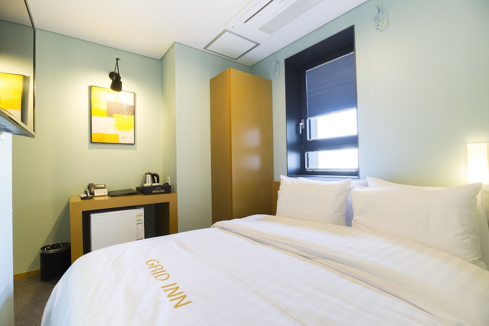 ECONOMY, DOUBLE BED