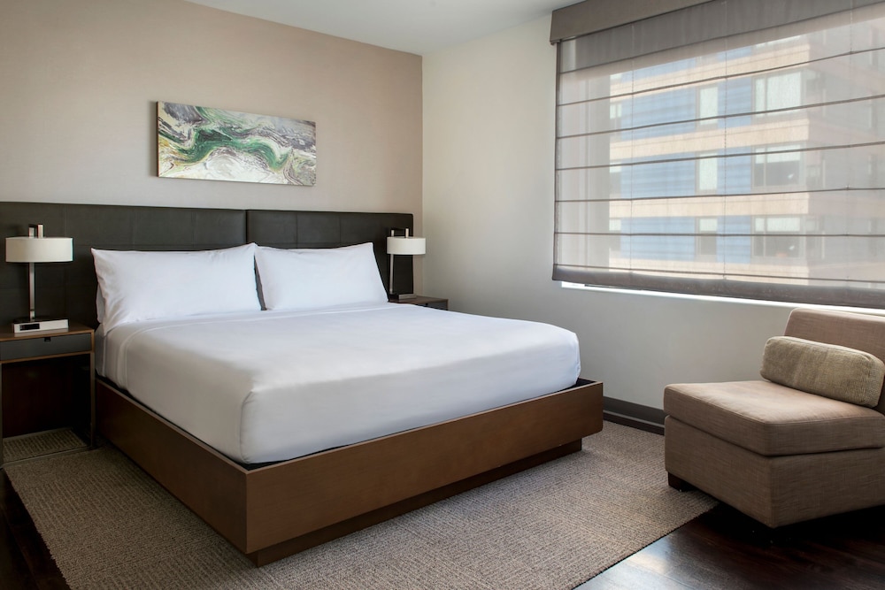Room at Element Boston Seaport Hotel, BOSTON - MA