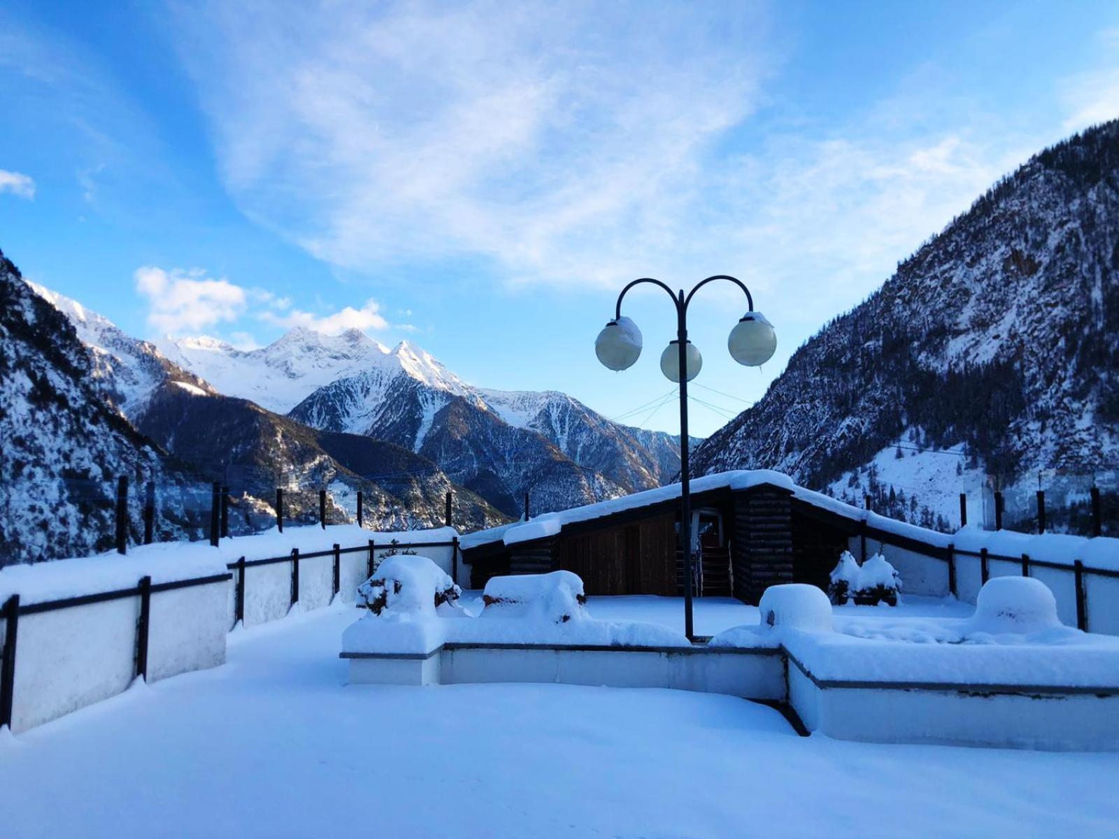 Ski Hotel Italia 49/54
