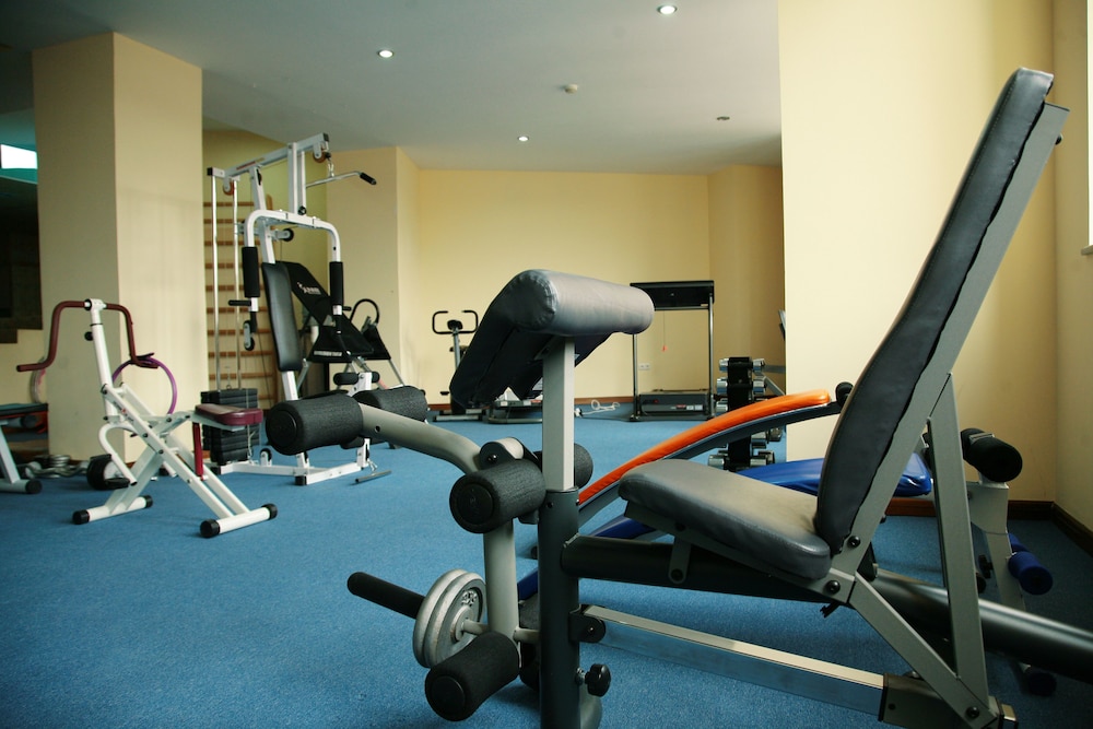 Ararat Hotel 33/50