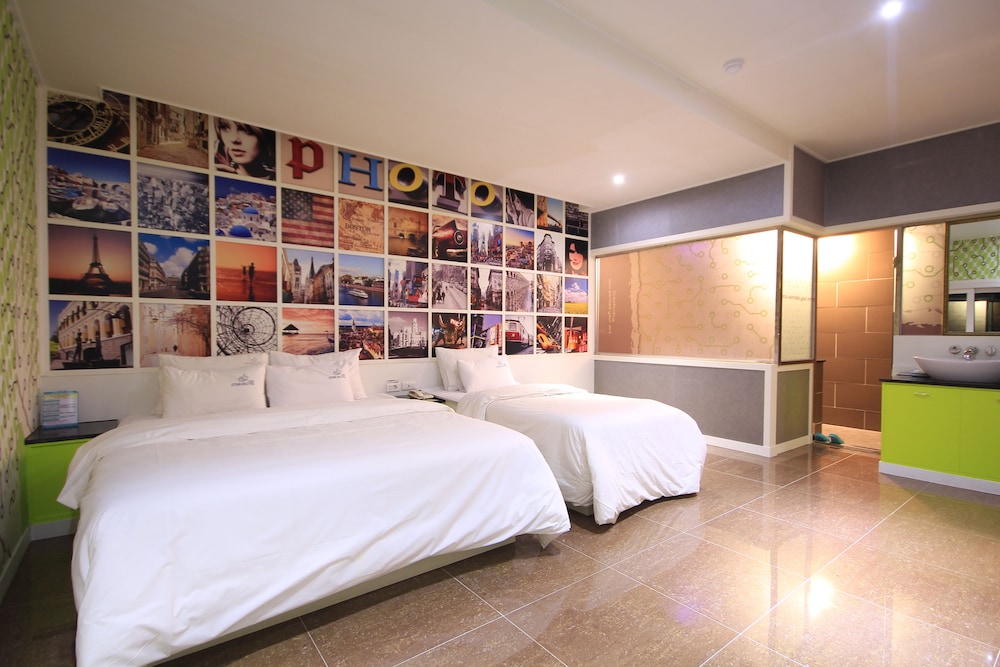 Star Motel 9/39
