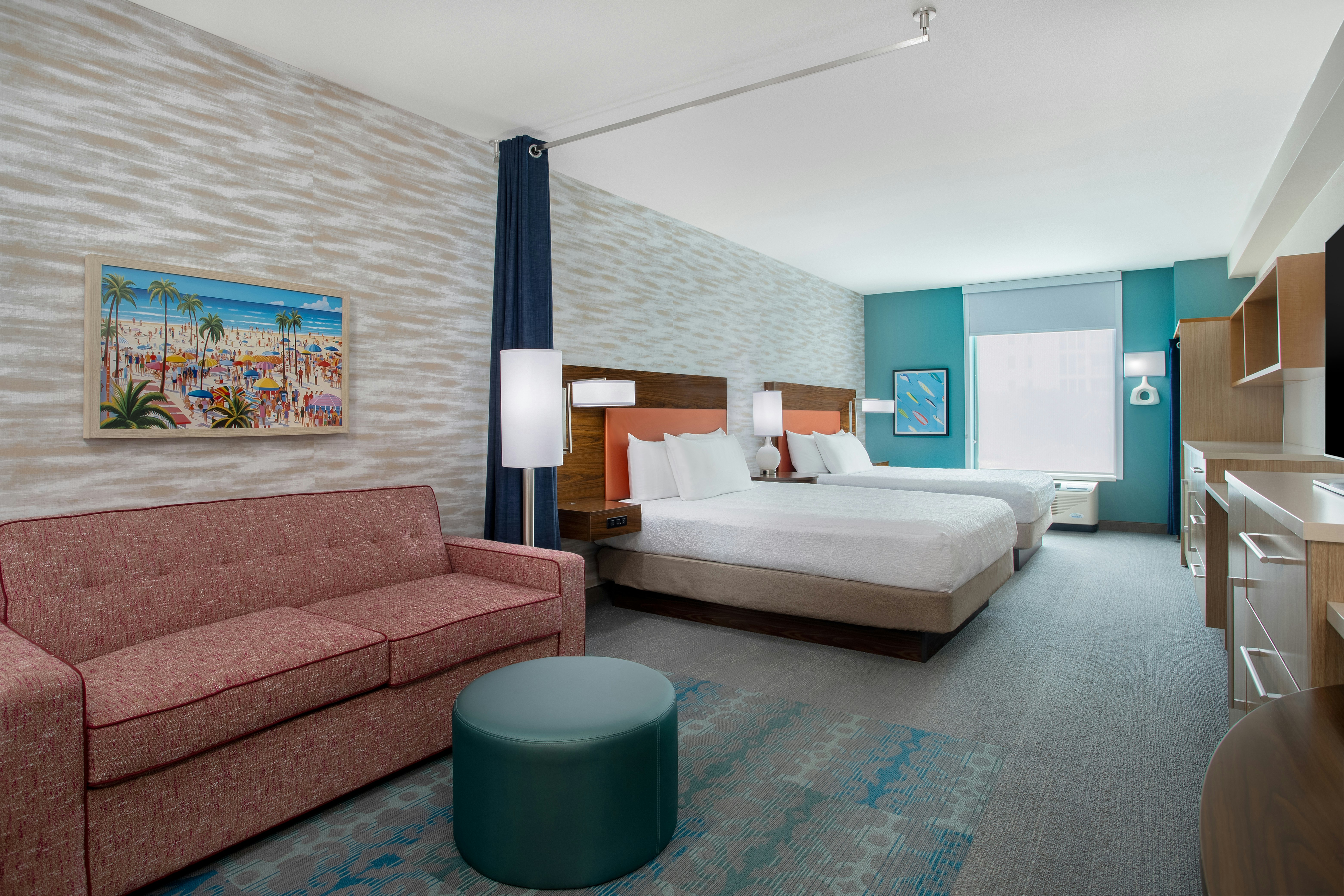 STUDIO, 2 QUEEN BEDS