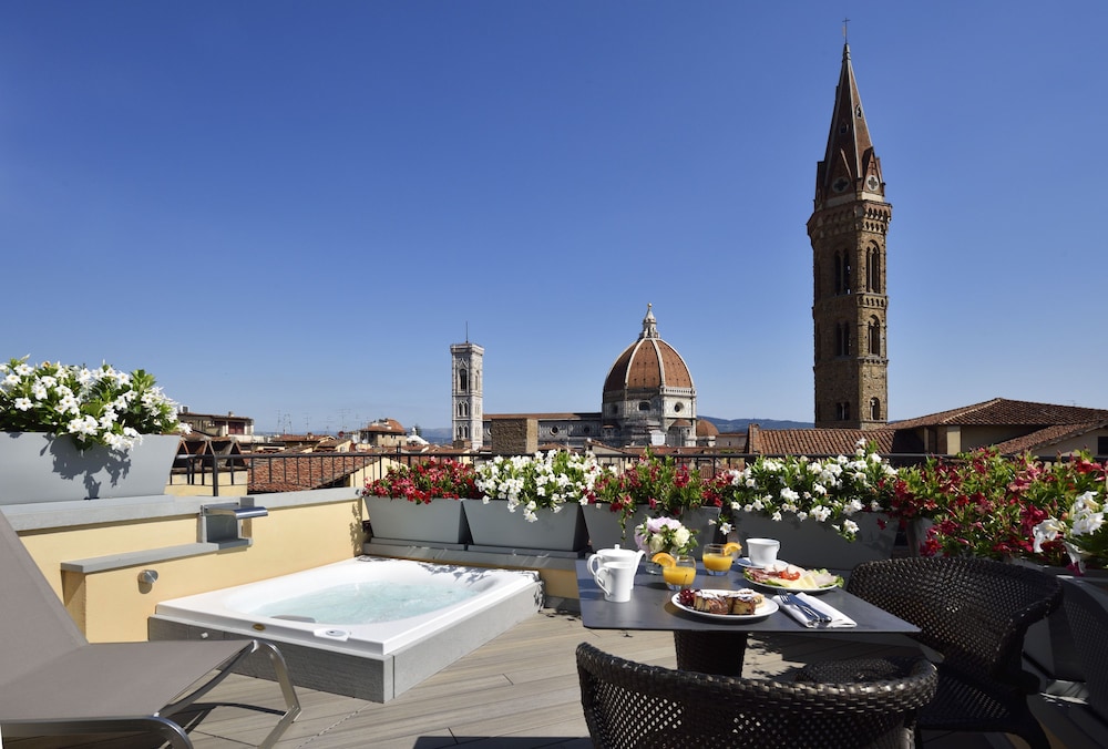 Hotel San Firenze Suites And Spa 58/75