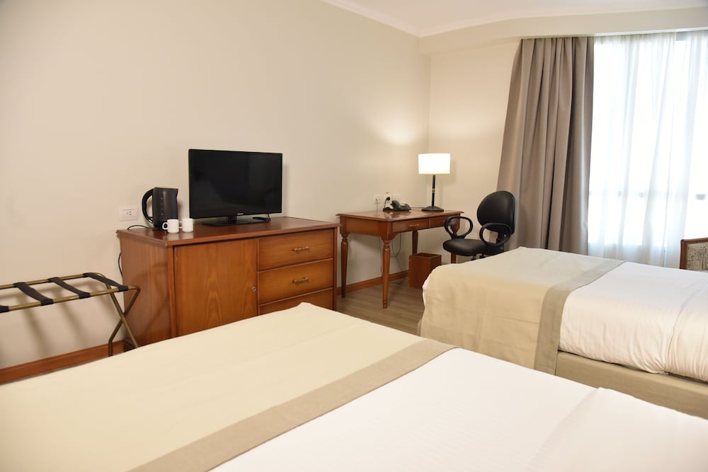 InterTower Hotel 13/44