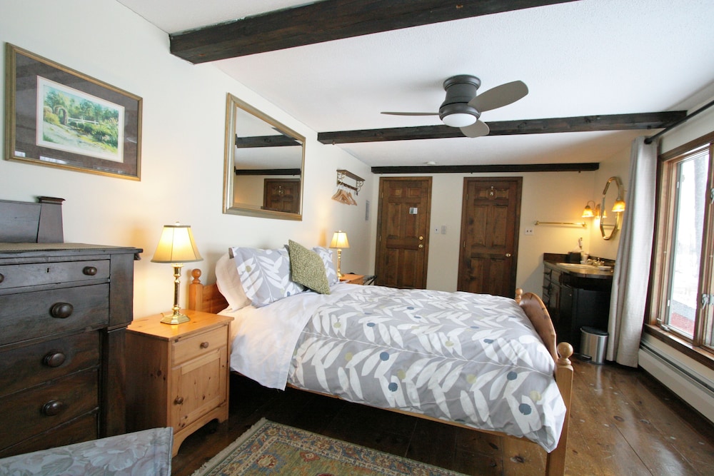 The Old Saco Inn 20/72