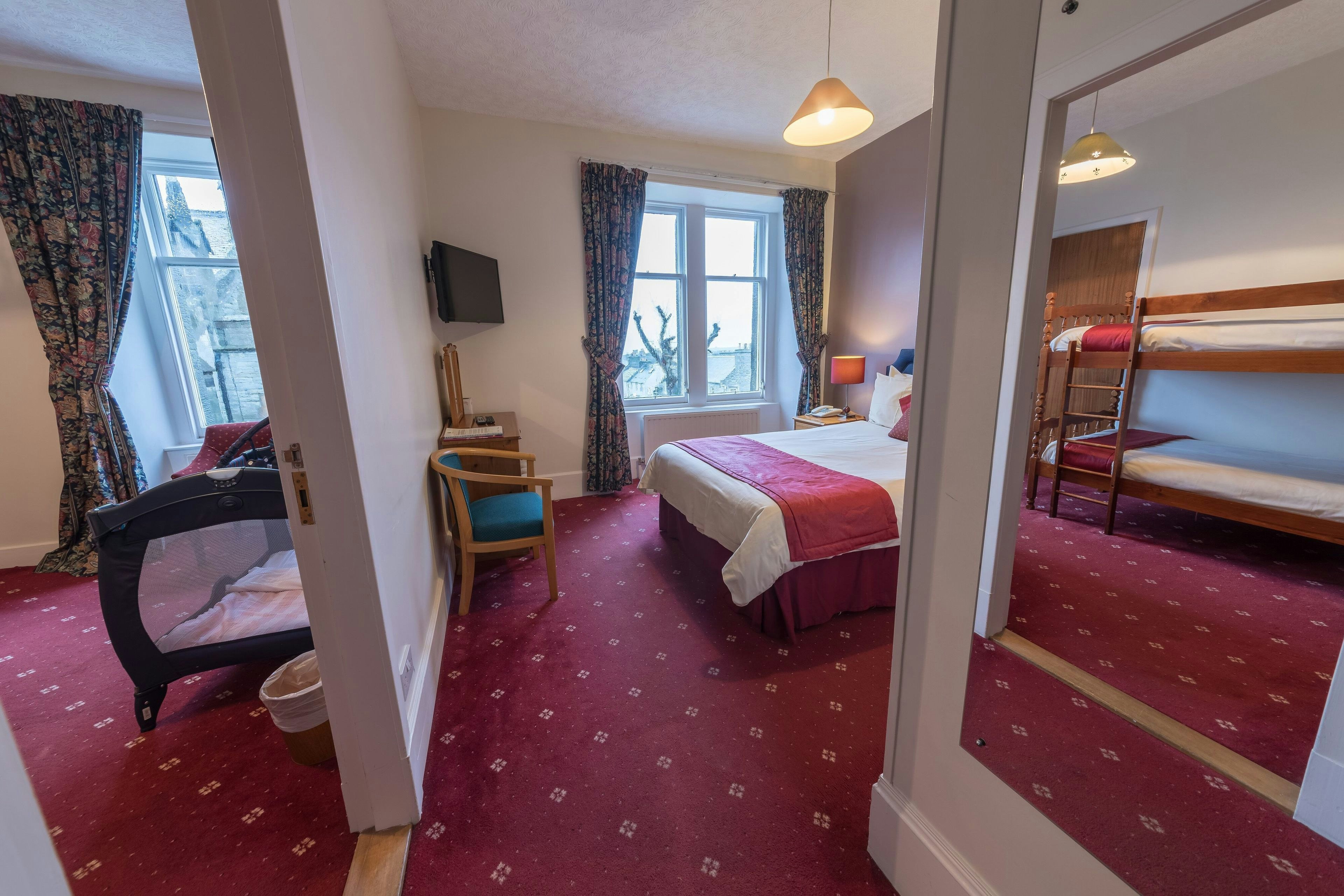 PENTLAND HOTEL 9/50