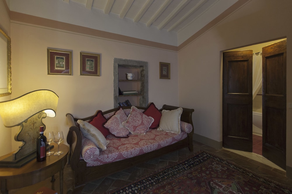 Il Falconiere 48/83