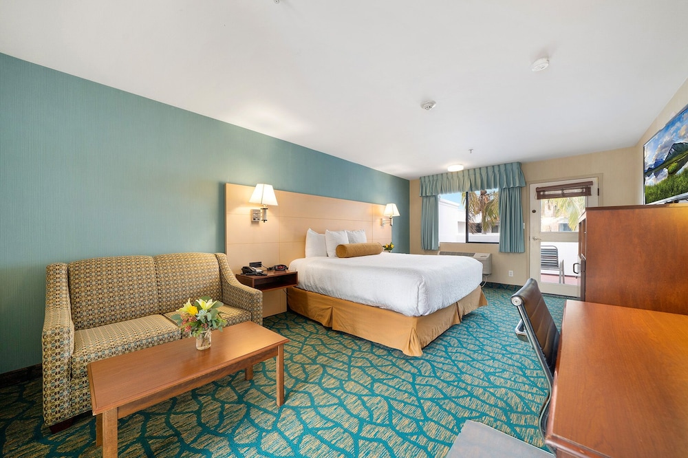 Casablanca Inn 36/71