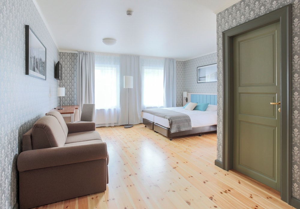 Fosshotel Eastfjords 25/50