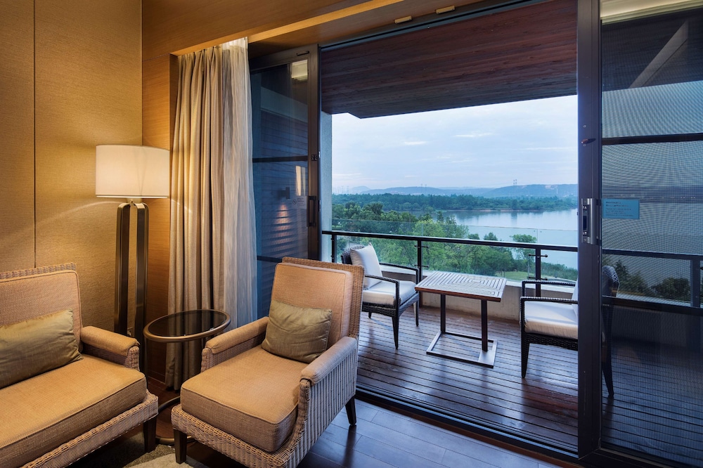 Hilton Wuhan Optics Valley 34/61