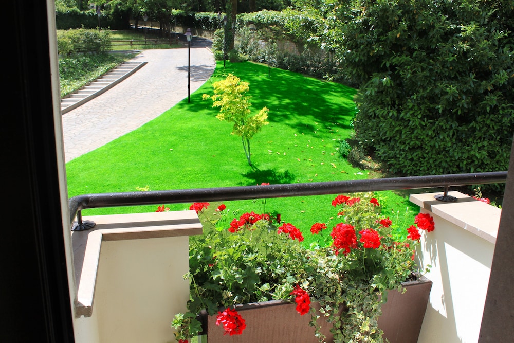 Relais Sans Soucis and Spa 55/65